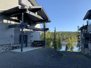 Отель Hotel Rukatonttu Рука Улучшенный двухместный номер с 2 отдельными кроватями-4